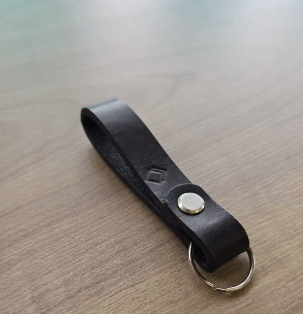 Simple Veg Tan Key Holder - Image 2