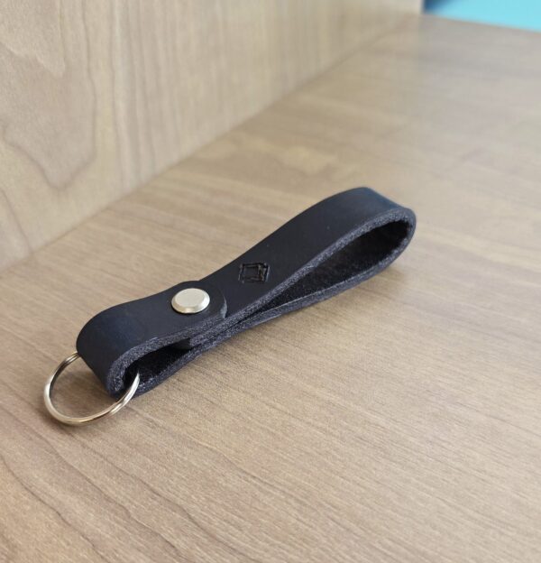 Simple Veg Tan Key Holder - Image 5