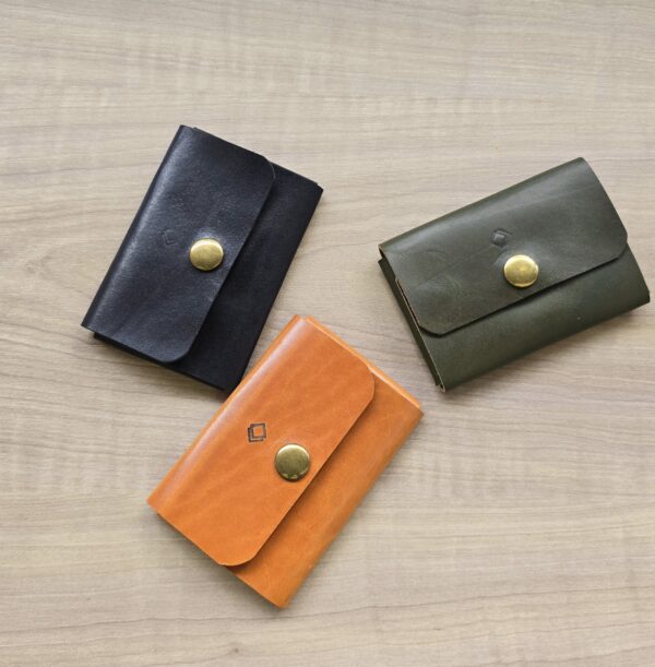 Seamless Veg Tan Card Holder - Image 3